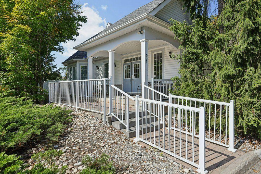 Photo 32 of 5 Goldora Private, Ottawa, Kanata - Kanata Lakes/Heritage Hills — HOMEH
