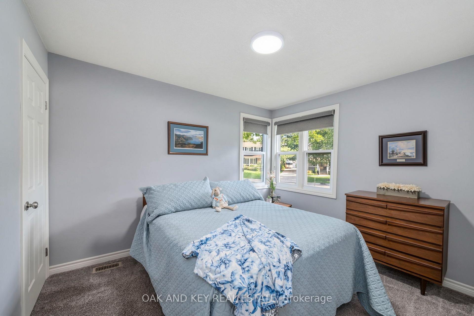 Photo 15 of 102 Crescent Avenue, Central Elgin, Lynhurst — HOMEH