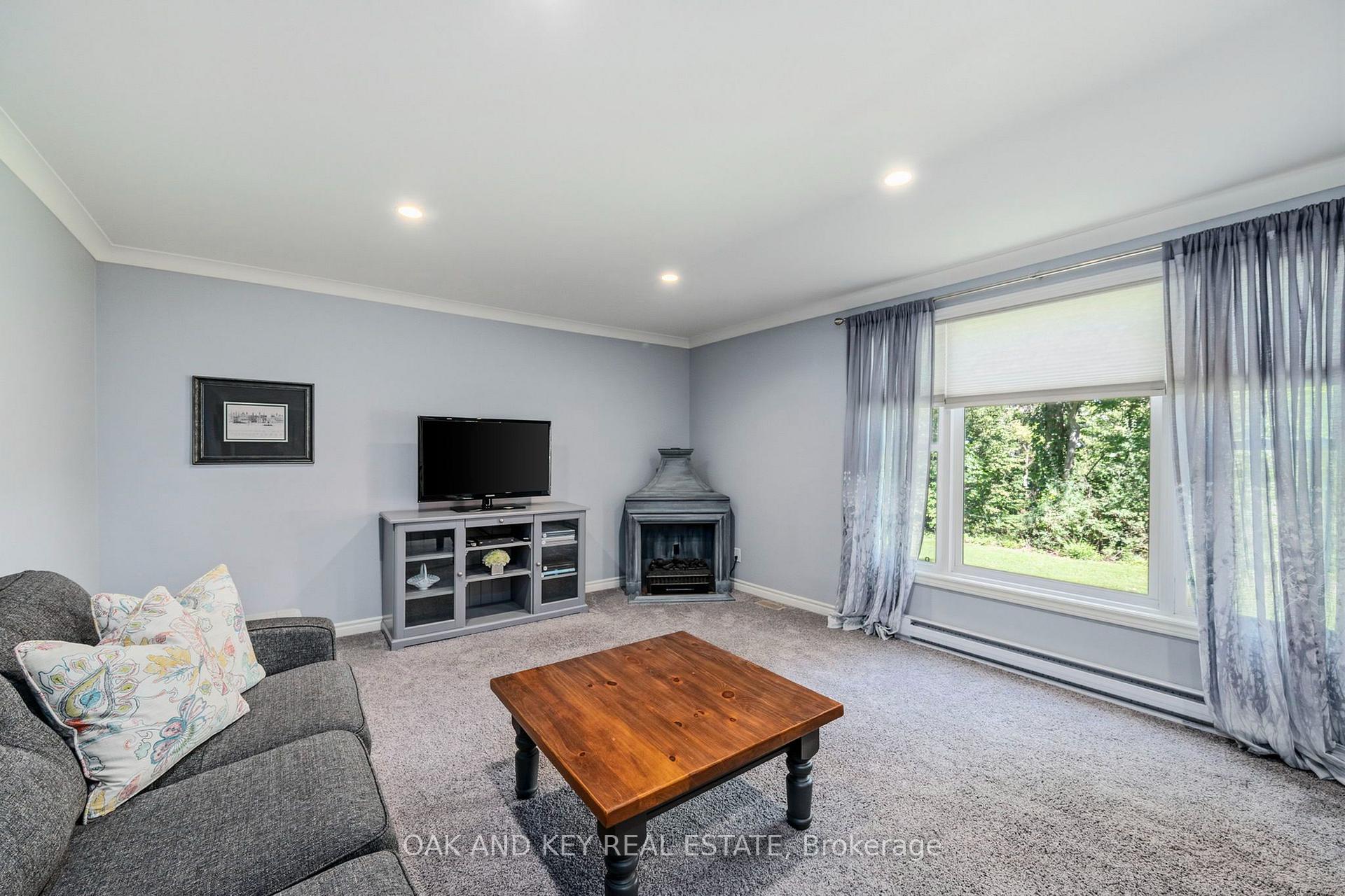 Photo 26 of 102 Crescent Avenue, Central Elgin, Lynhurst — HOMEH
