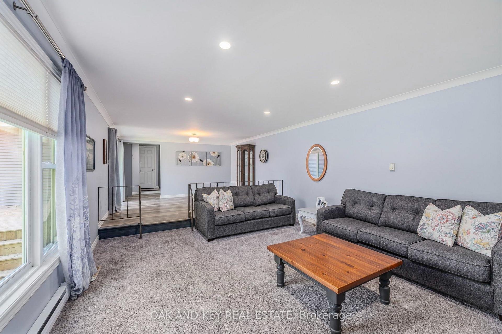 Photo 28 of 102 Crescent Avenue, Central Elgin, Lynhurst — HOMEH