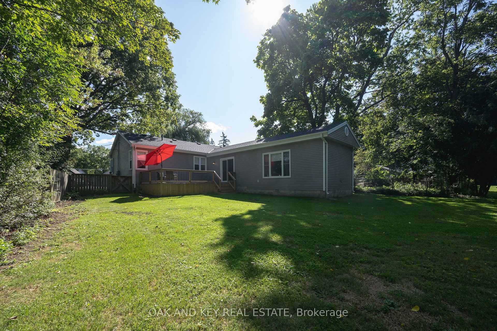 Photo 46 of 102 Crescent Avenue, Central Elgin, Lynhurst — HOMEH