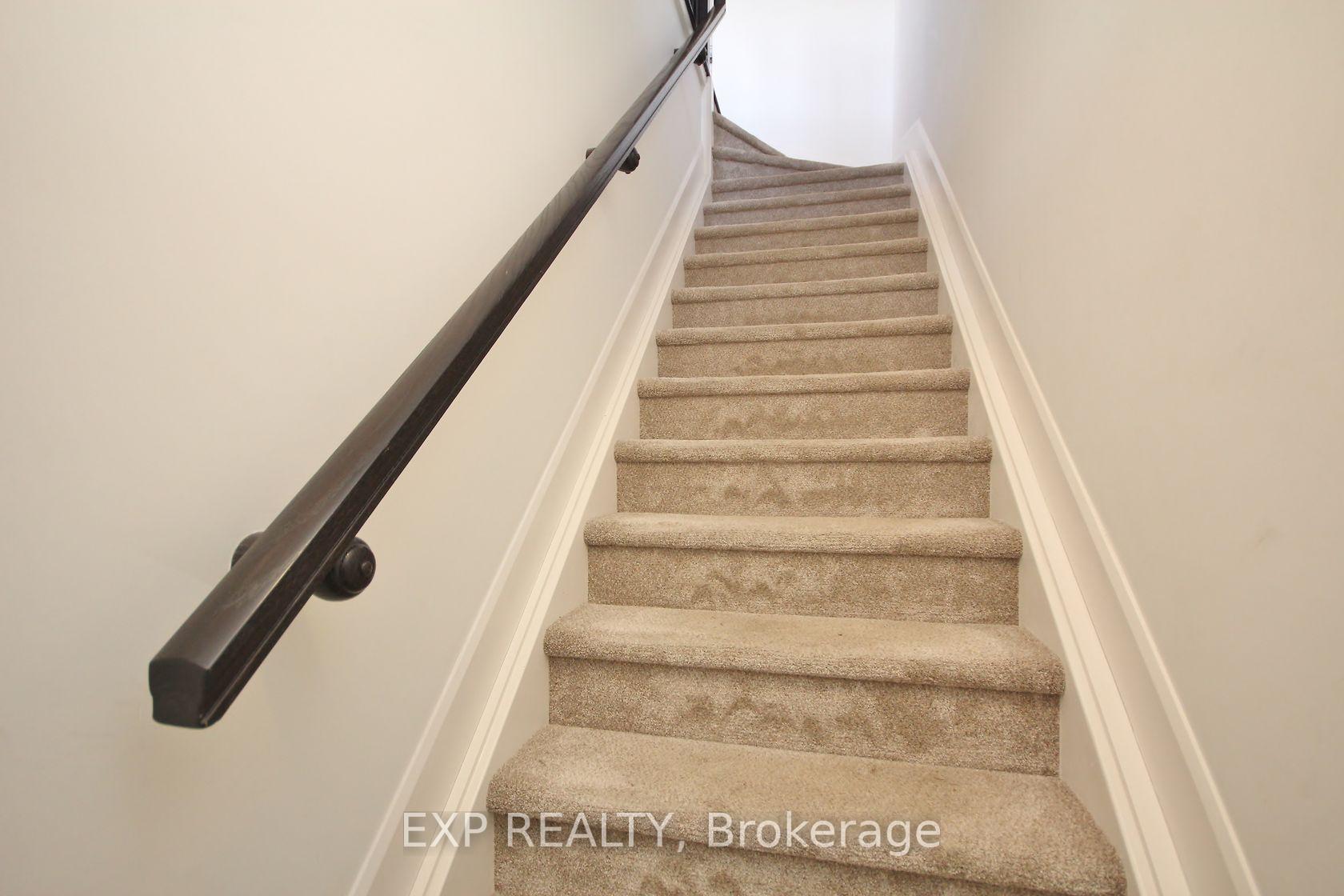 Photo 5 of Unit 3, 129 Smirle Avenue, Ottawa, Ottawa West — HOMEH