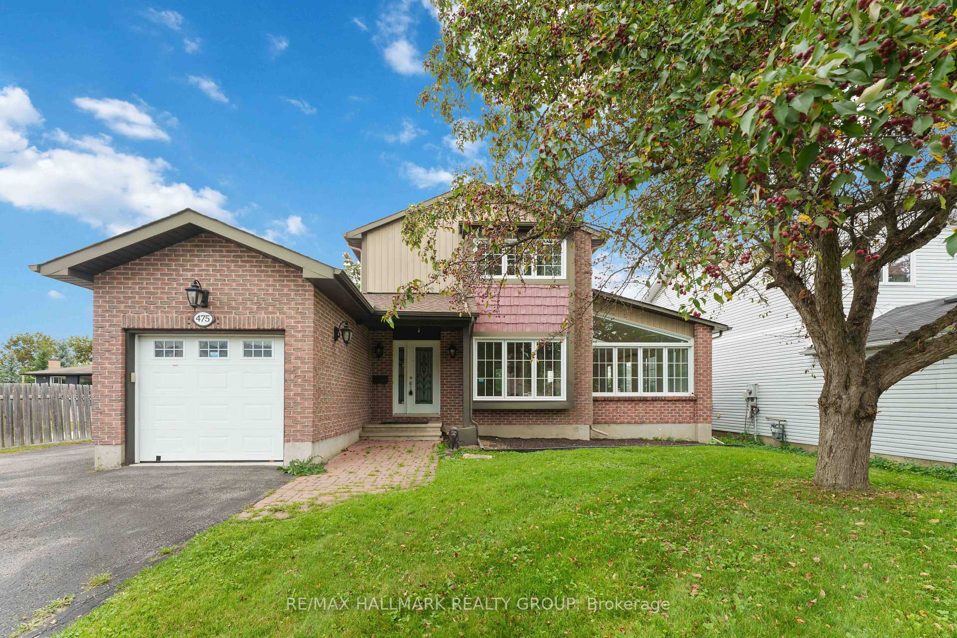 Photo 1 of 475 Duvernay Drive, Ottawa, Queenswood Heights South — HOMEH