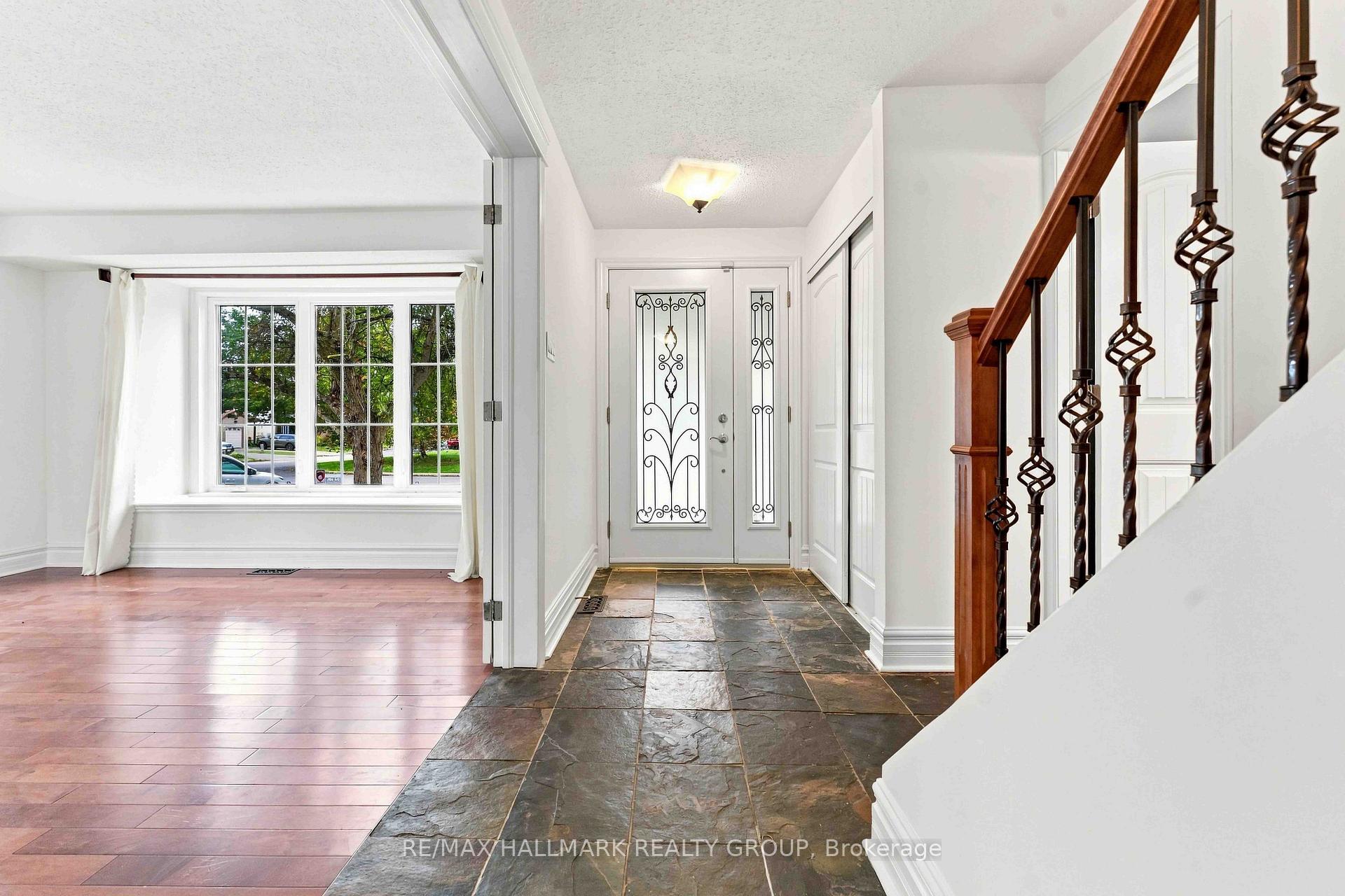 Photo 2 of 475 Duvernay Drive, Ottawa, Queenswood Heights South — HOMEH