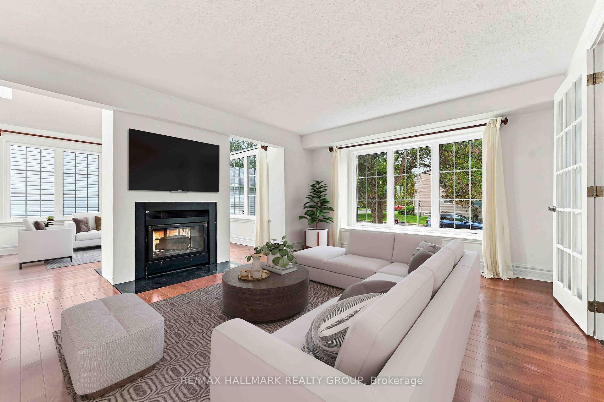 Photo 5 of 475 Duvernay Drive, Ottawa, Queenswood Heights South — HOMEH