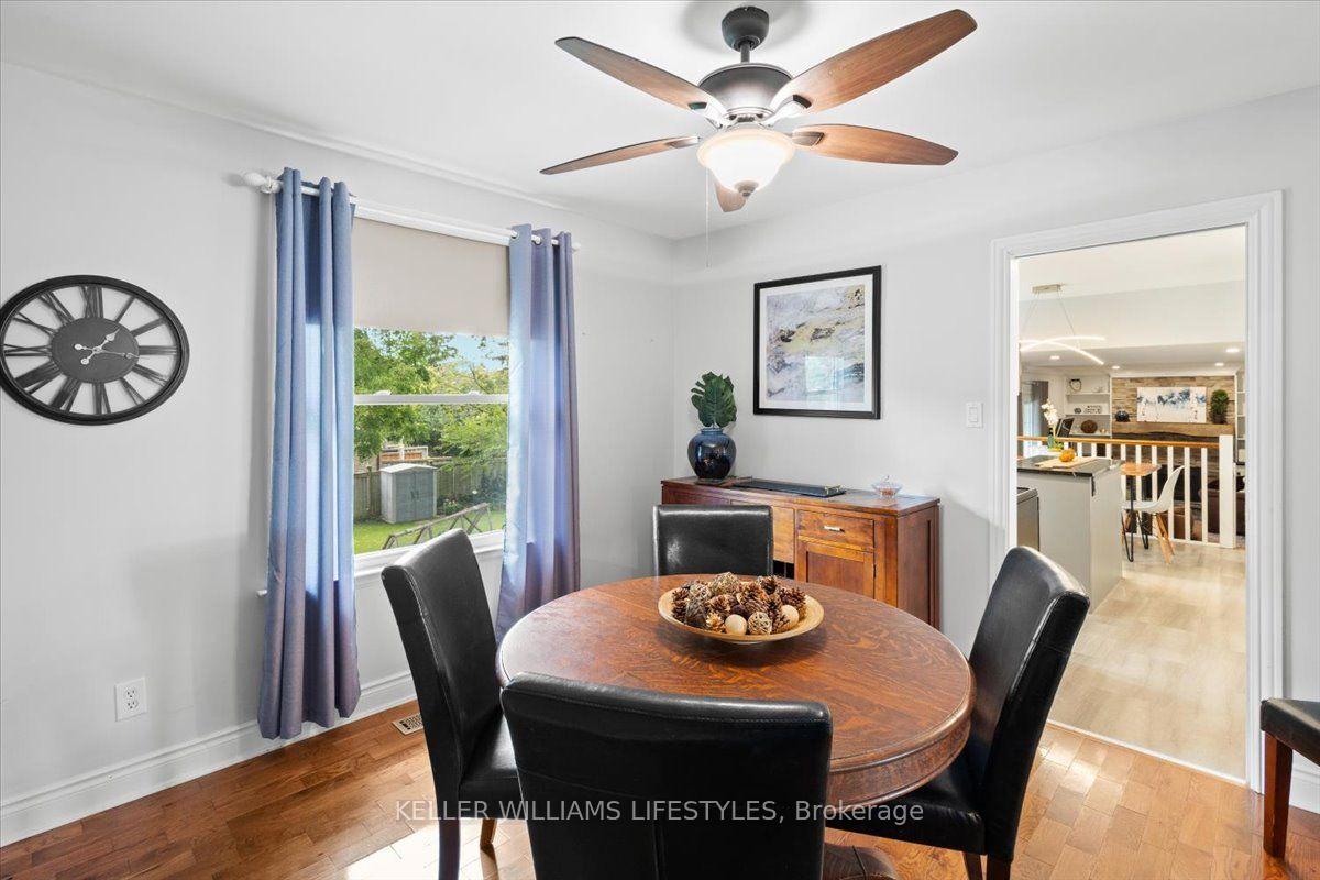 Photo 11 of 525 Forest Edge Road, London, South N — HOMEH