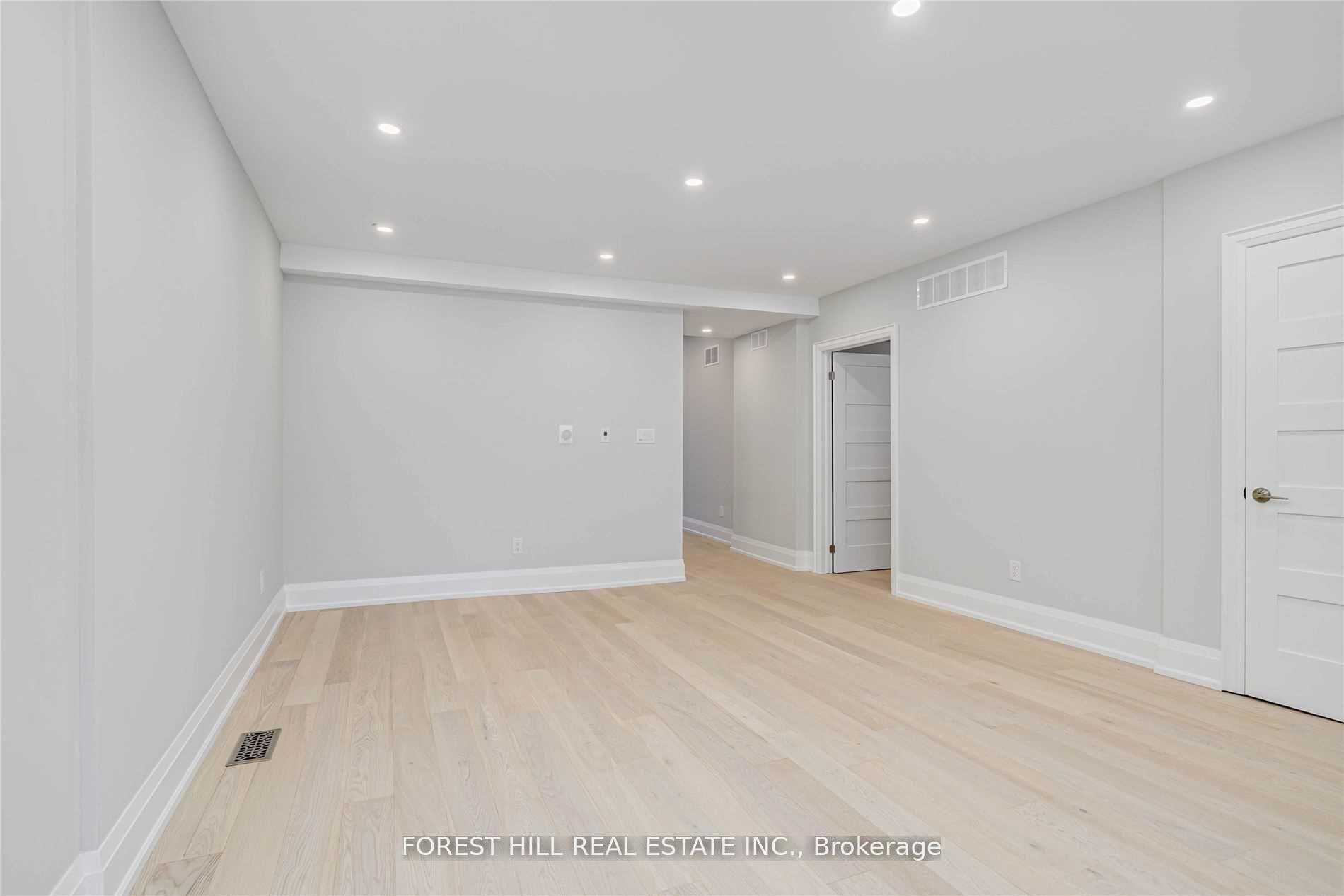 Photo 6 of Unit Main, 63 Argyle Street, Toronto, Trinity-Bellwoods — HOMEH