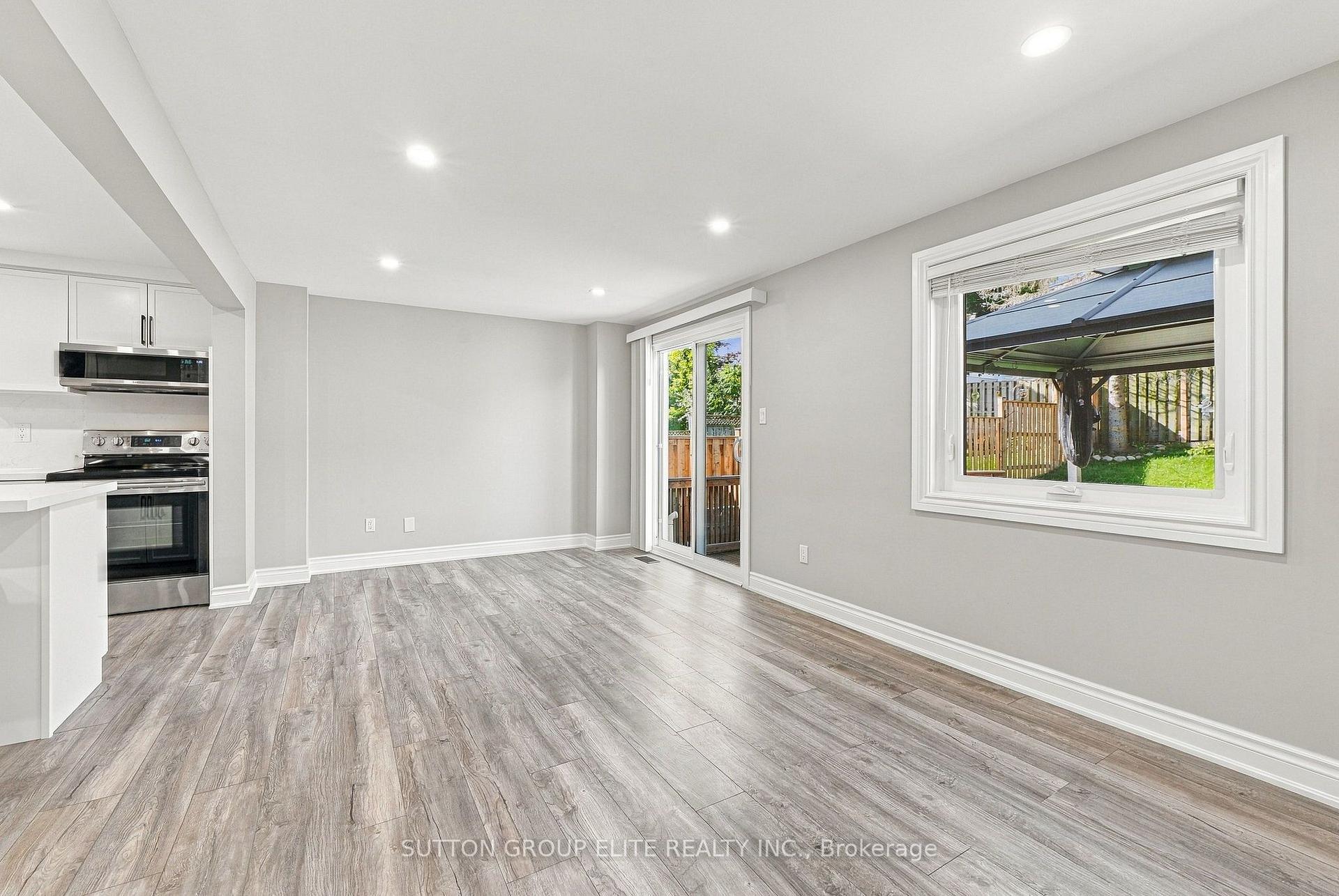 Photo 18 of 446 Misty Crescent, Kitchener, Grand River North — HOMEH