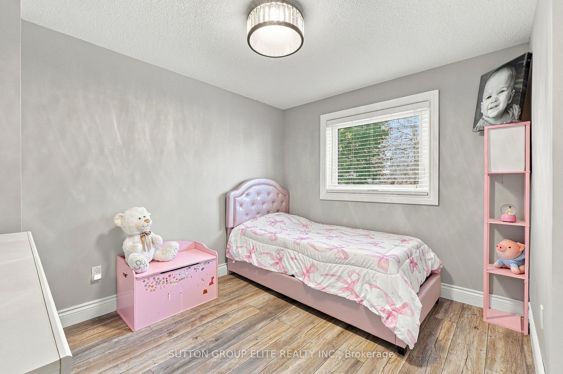 Photo 23 of 446 Misty Crescent, Kitchener, Grand River North — HOMEH