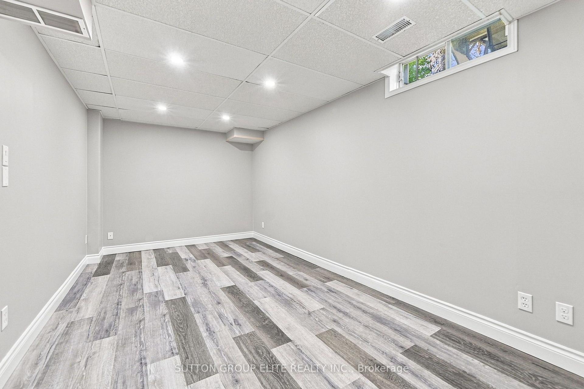 Photo 31 of 446 Misty Crescent, Kitchener, Grand River North — HOMEH