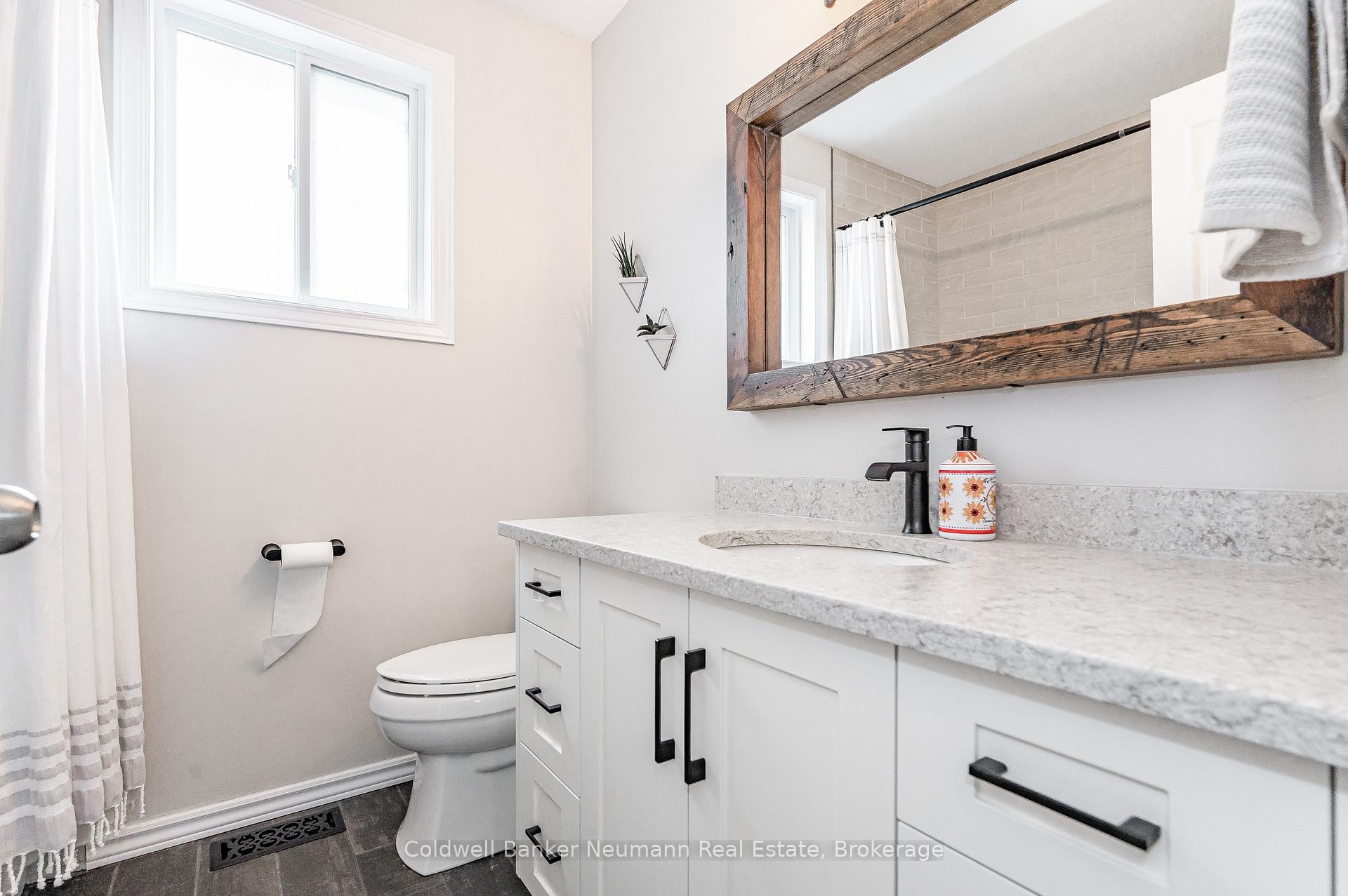Photo 15 of 116 Doyle Drive, Guelph, Clairfields/Hanlon Business Park — HOMEH