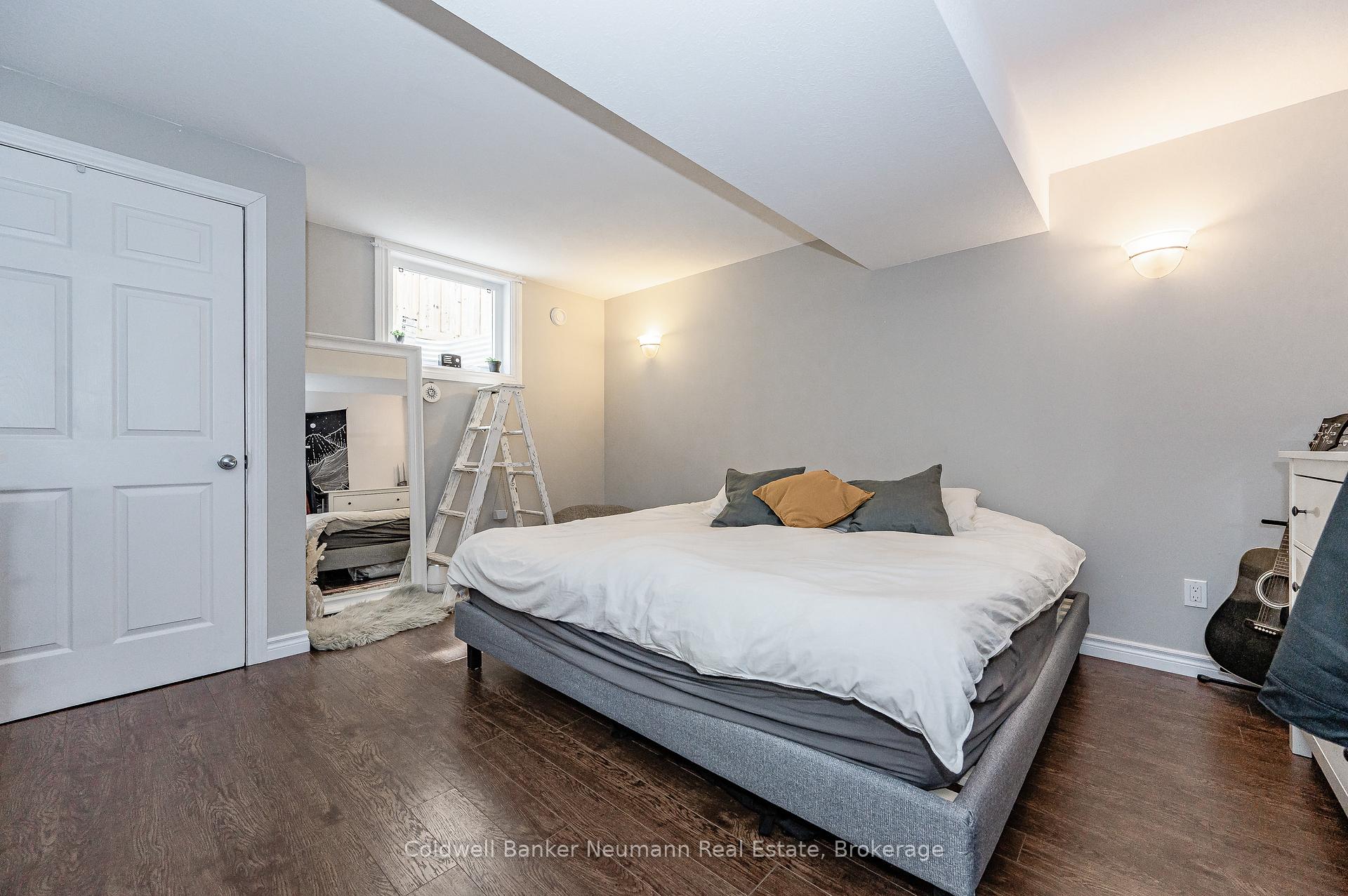 Photo 22 of 116 Doyle Drive, Guelph, Clairfields/Hanlon Business Park — HOMEH