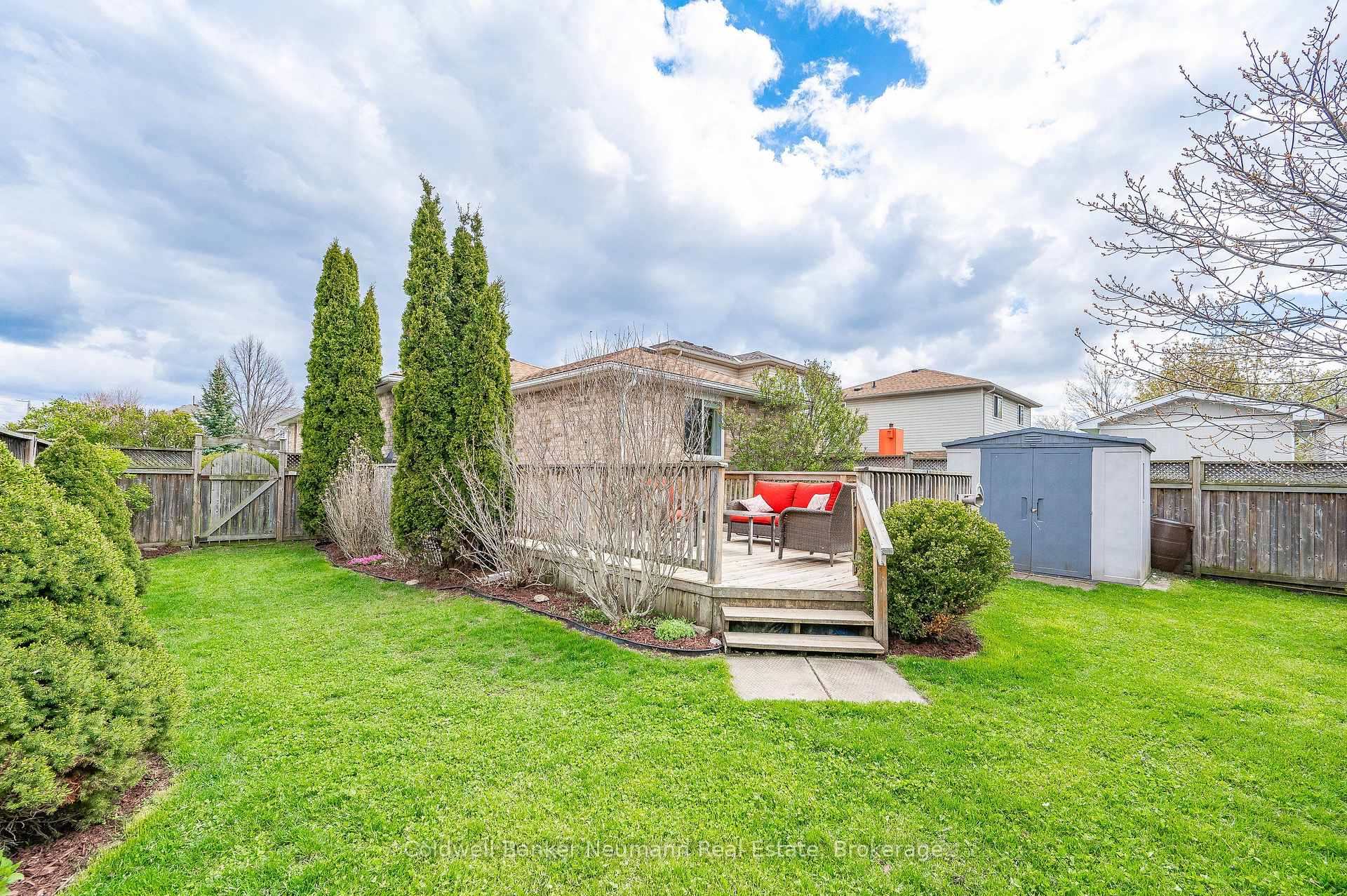 Photo 27 of 116 Doyle Drive, Guelph, Clairfields/Hanlon Business Park — HOMEH