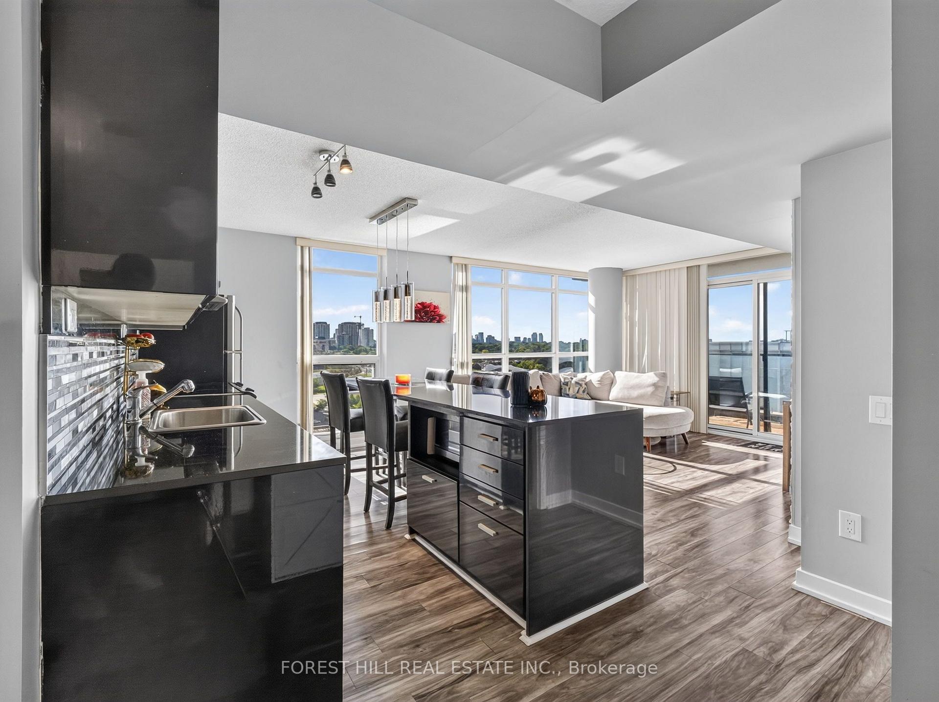 Front of Unit 1817, 19 Singer Court