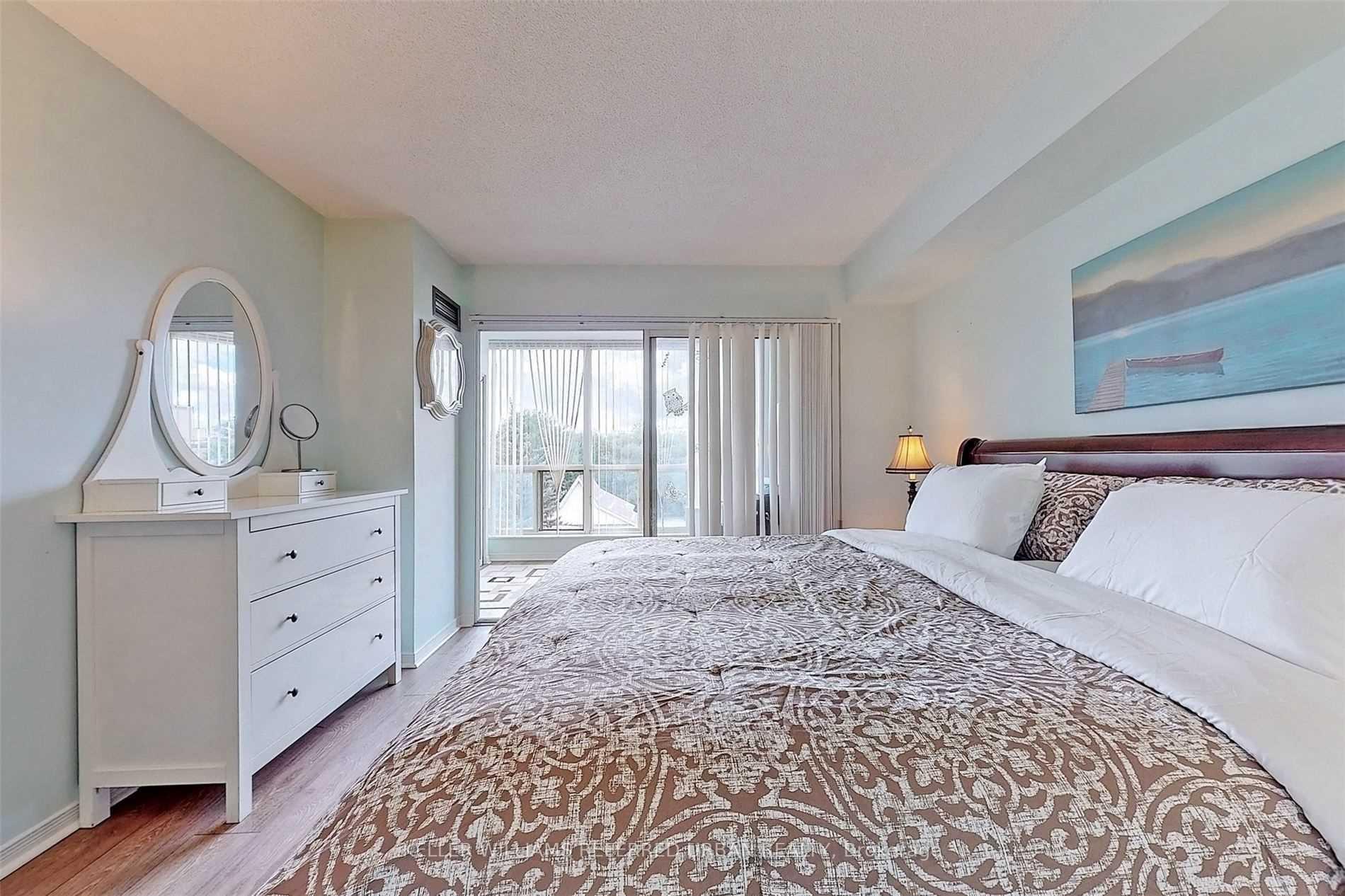 Photo 12 of Unit 420, 309 Major Mackenzie Drive E, Richmond Hill, Harding — HOMEH
