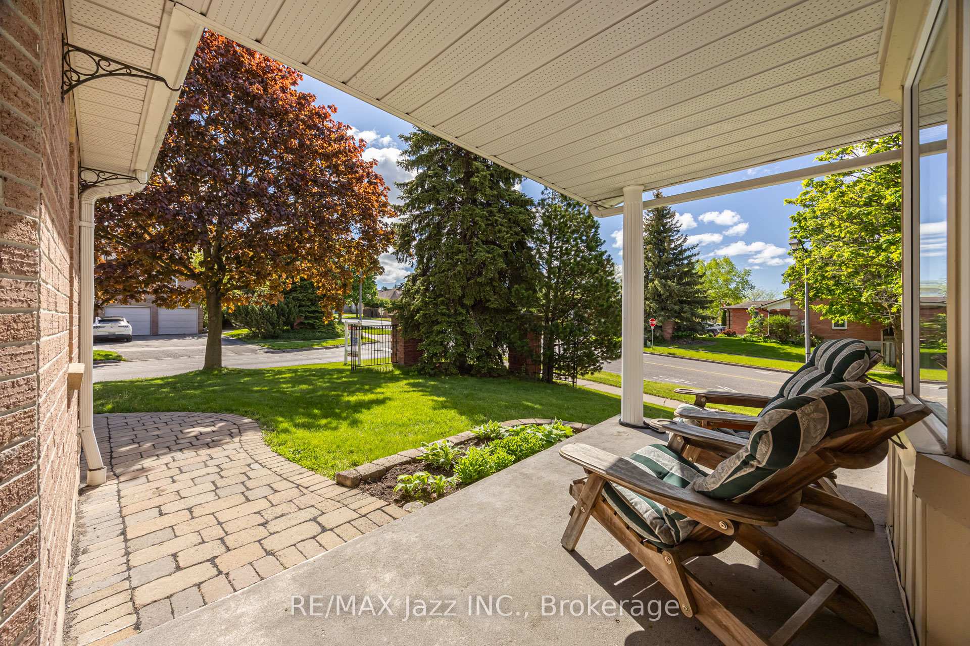 Photo 2 of 2 Coomer Crescent, Ajax, Central — HOMEH