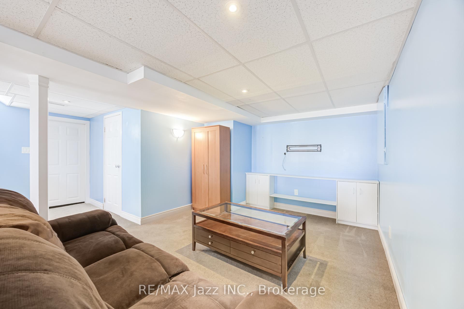 Photo 35 of 2 Coomer Crescent, Ajax, Central — HOMEH