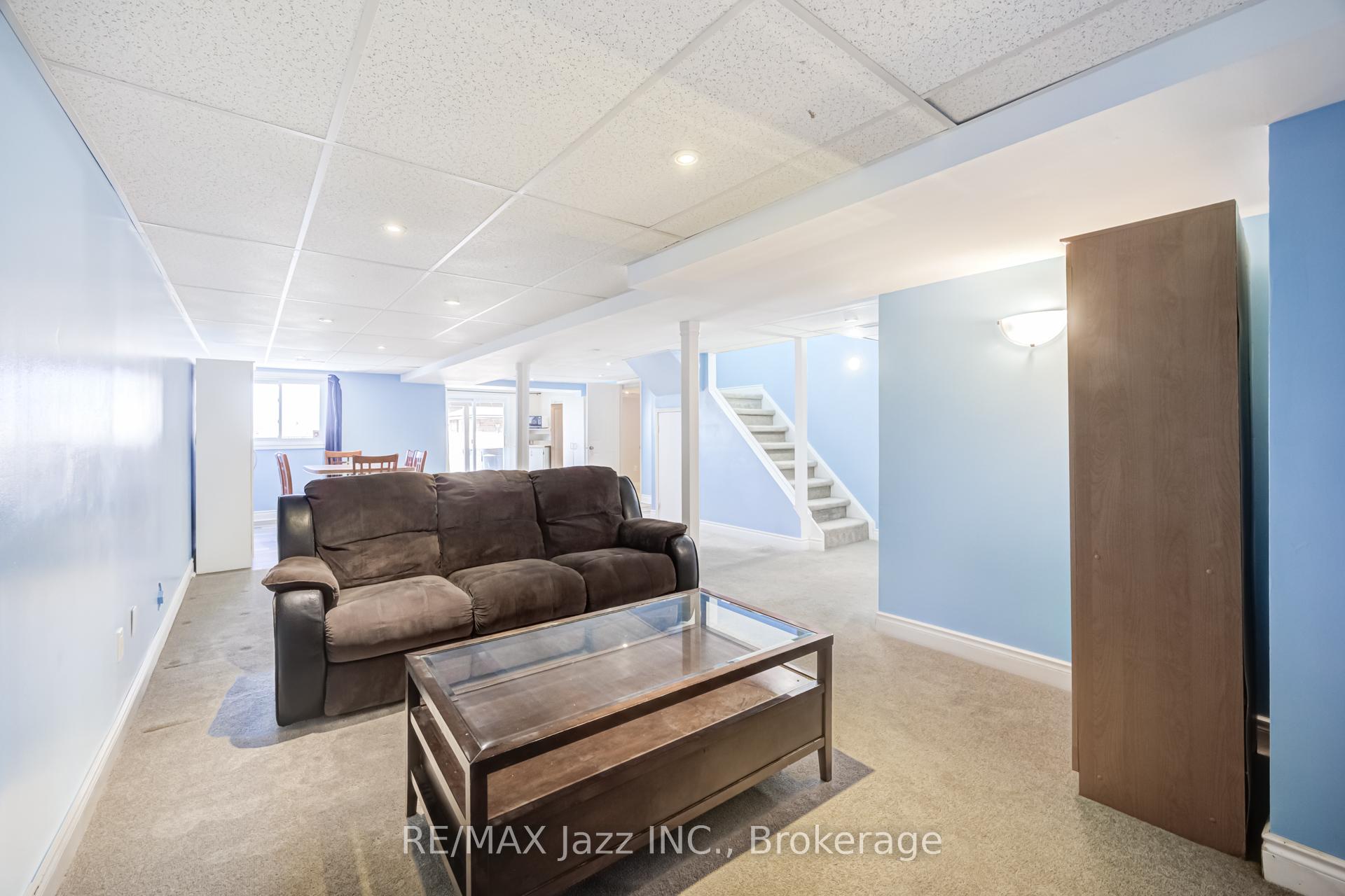 Photo 36 of 2 Coomer Crescent, Ajax, Central — HOMEH