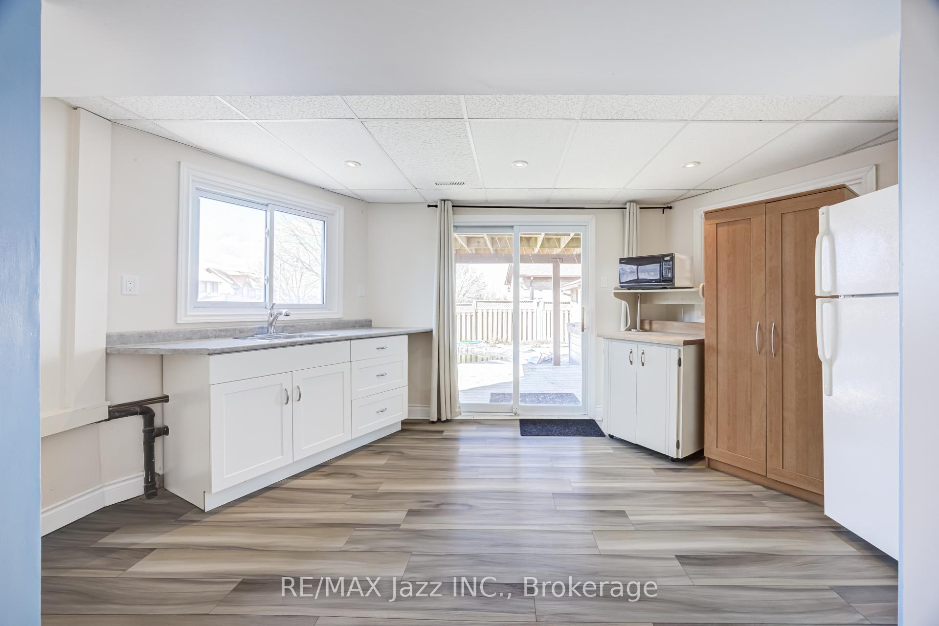Photo 40 of 2 Coomer Crescent, Ajax, Central — HOMEH