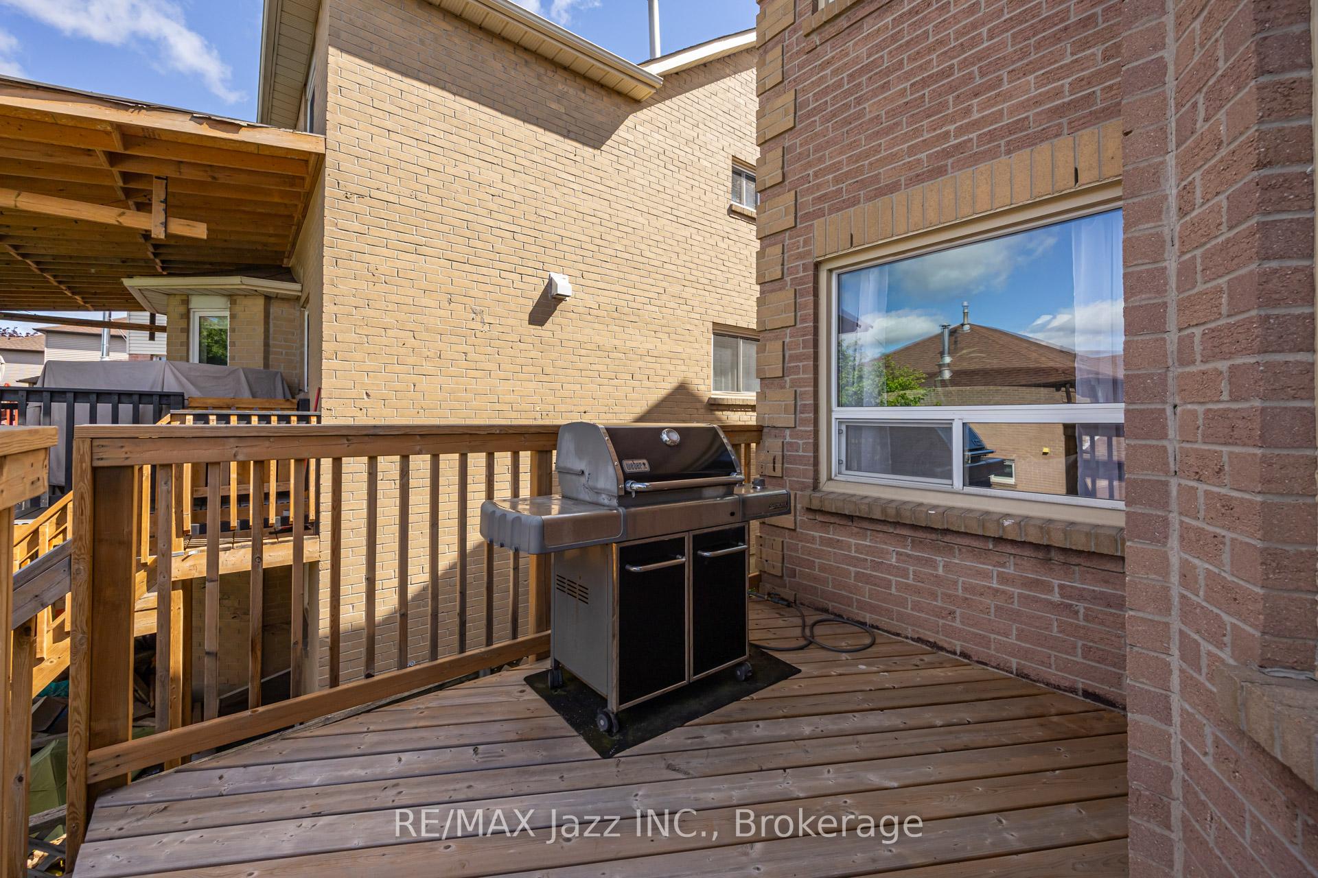 Photo 43 of 2 Coomer Crescent, Ajax, Central — HOMEH