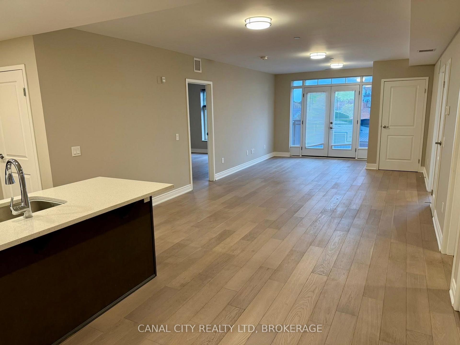 Photo 8 of Unit 204, 10 Albert Street E, Thorold, Thorold Downtown — HOMEH