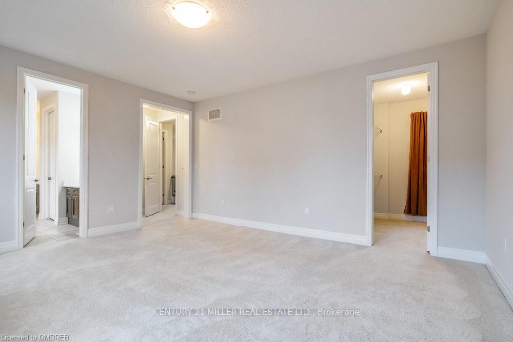Photo 27 of 211 Magnolia Crescent, Oakville, Glenorchy — HOMEH