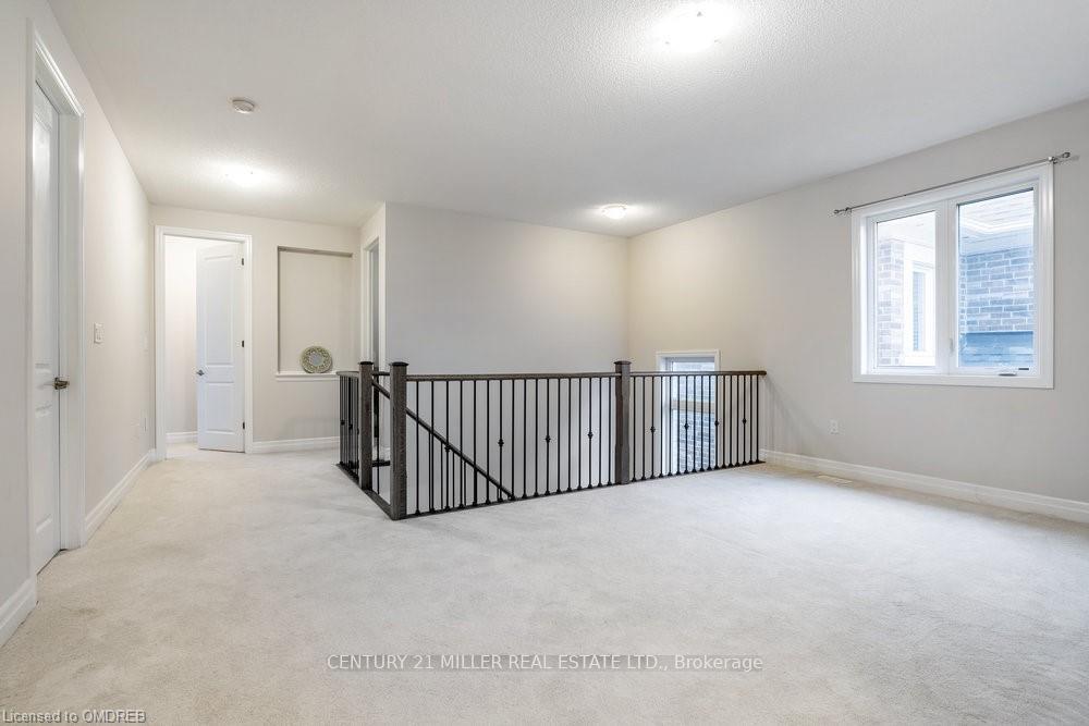 Photo 33 of 211 Magnolia Crescent, Oakville, Glenorchy — HOMEH
