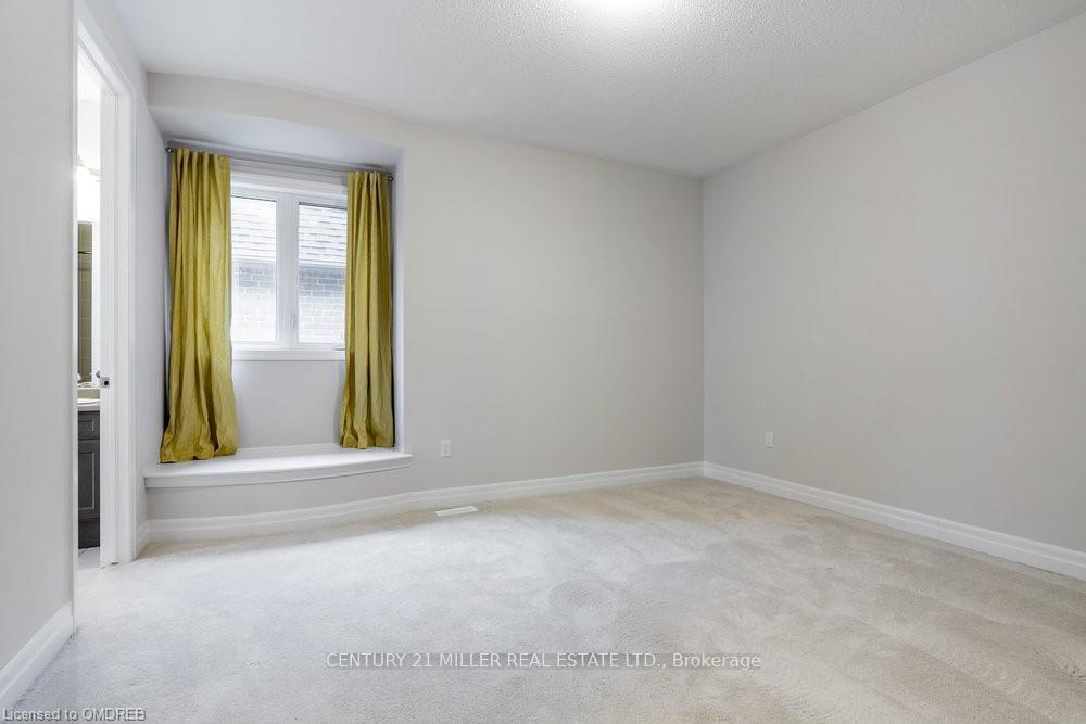 Photo 36 of 211 Magnolia Crescent, Oakville, Glenorchy — HOMEH