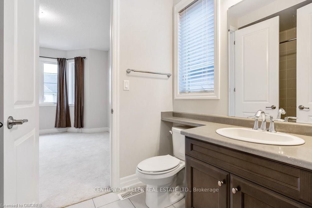 Photo 39 of 211 Magnolia Crescent, Oakville, Glenorchy — HOMEH