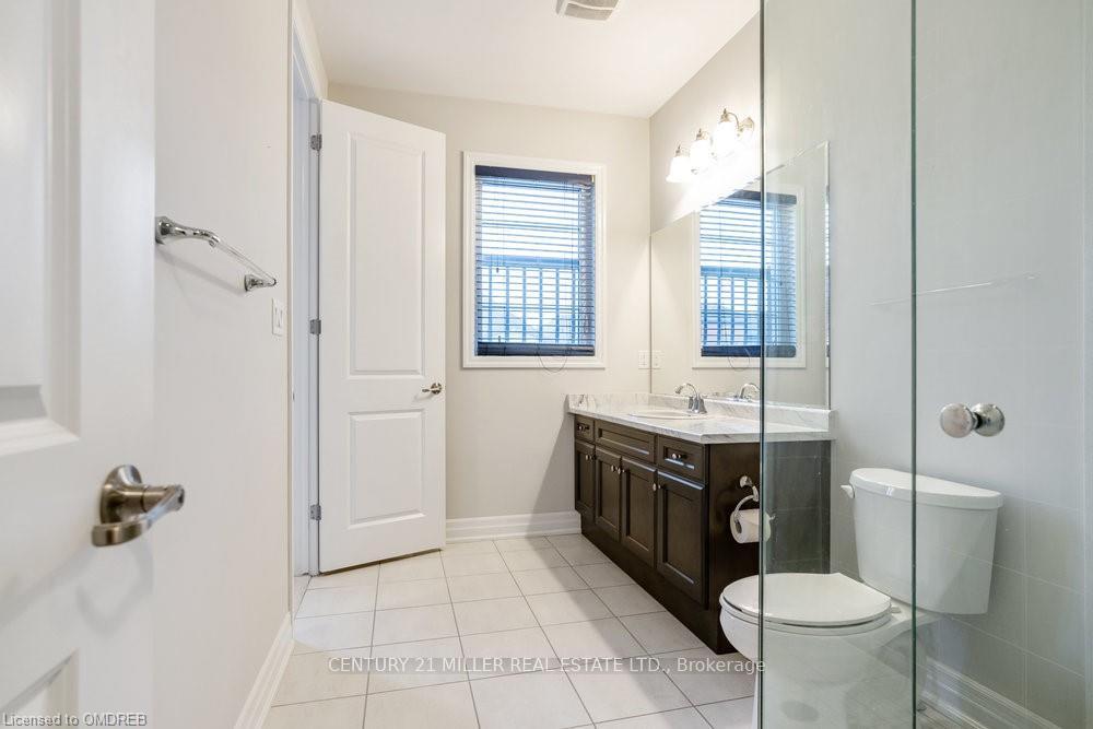 Photo 45 of 211 Magnolia Crescent, Oakville, Glenorchy — HOMEH