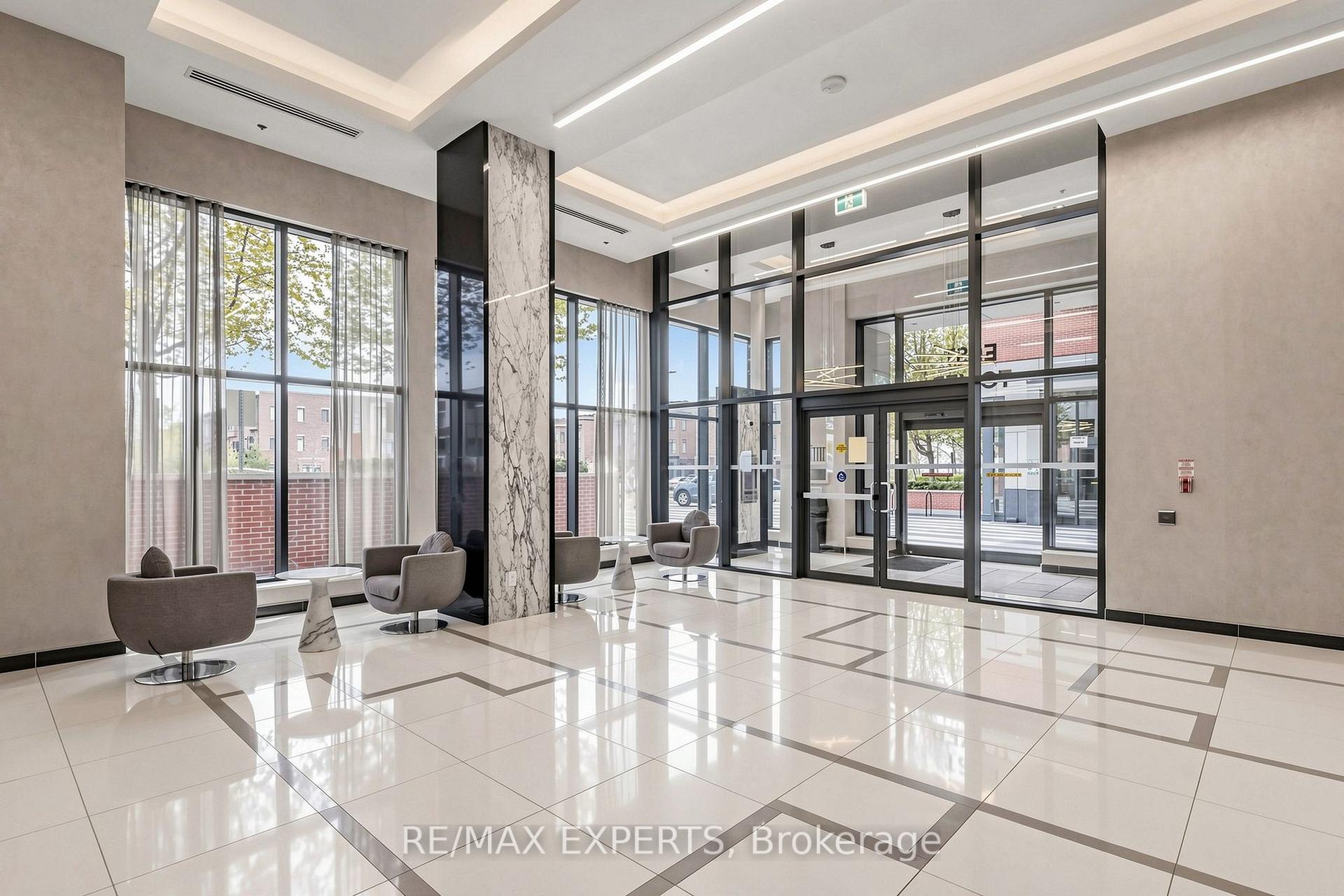 Photo 2 of Unit 302, 99 Eagle Rock Way, Vaughan, Rural Vaughan — HOMEH