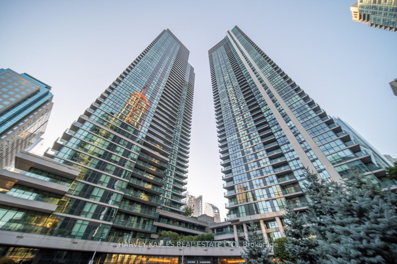 Photo 1 of Unit 4003, 33 Bay Street, Toronto, Waterfront Communities — HOMEH