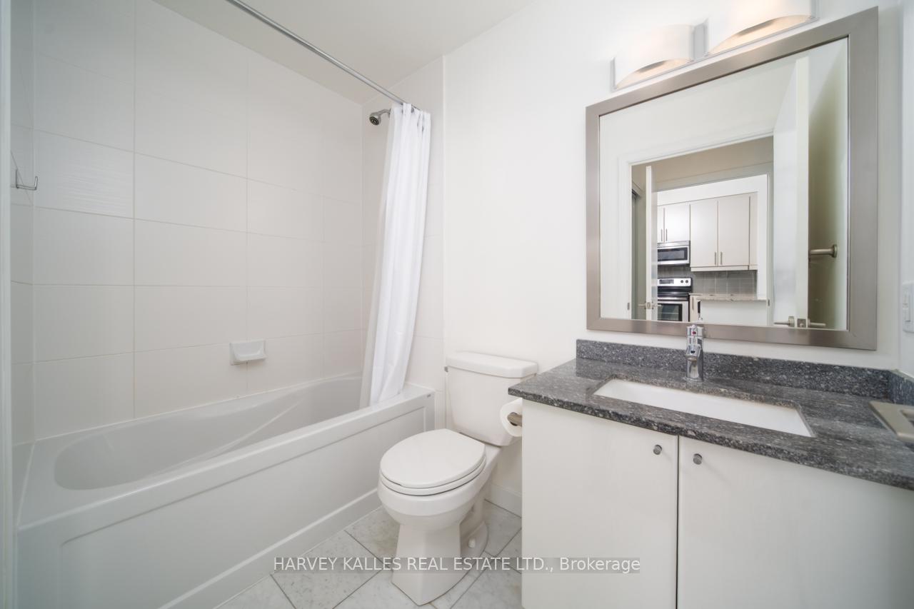 Photo 6 of Unit 4003, 33 Bay Street, Toronto, Waterfront Communities — HOMEH