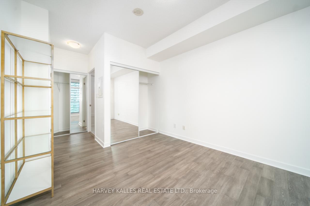 Photo 11 of Unit 4003, 33 Bay Street, Toronto, Waterfront Communities — HOMEH