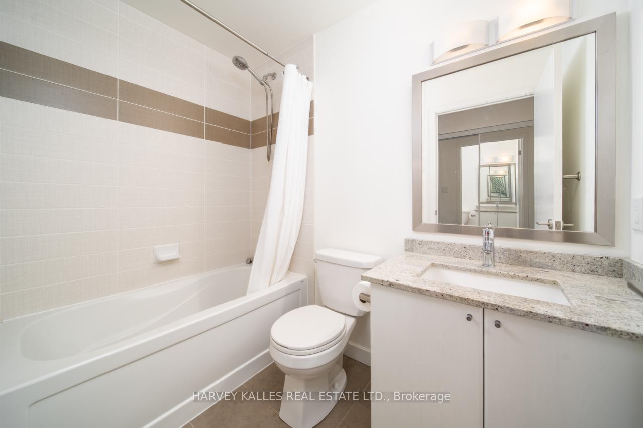 Photo 13 of Unit 4003, 33 Bay Street, Toronto, Waterfront Communities — HOMEH