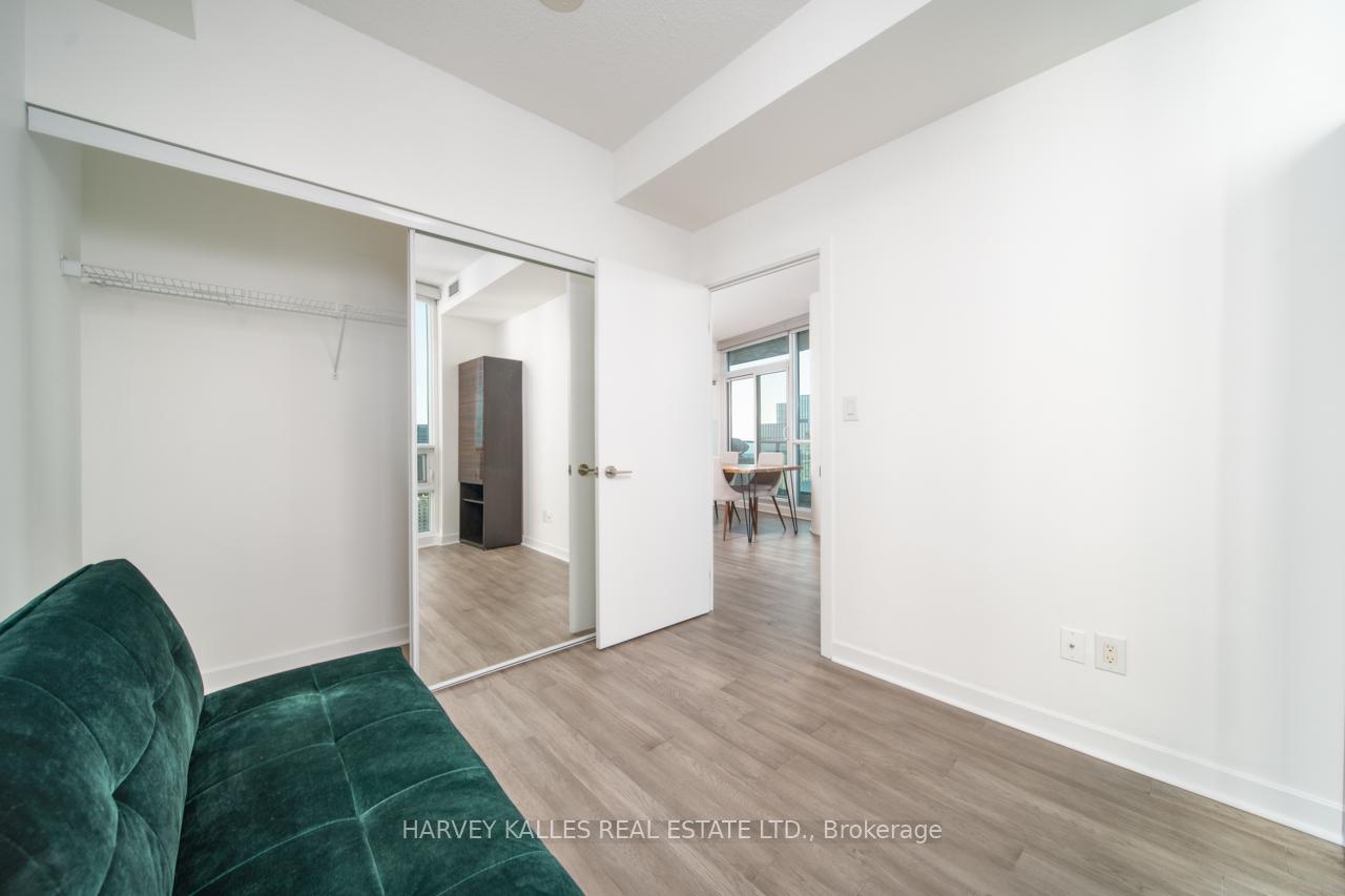 Photo 15 of Unit 4003, 33 Bay Street, Toronto, Waterfront Communities — HOMEH