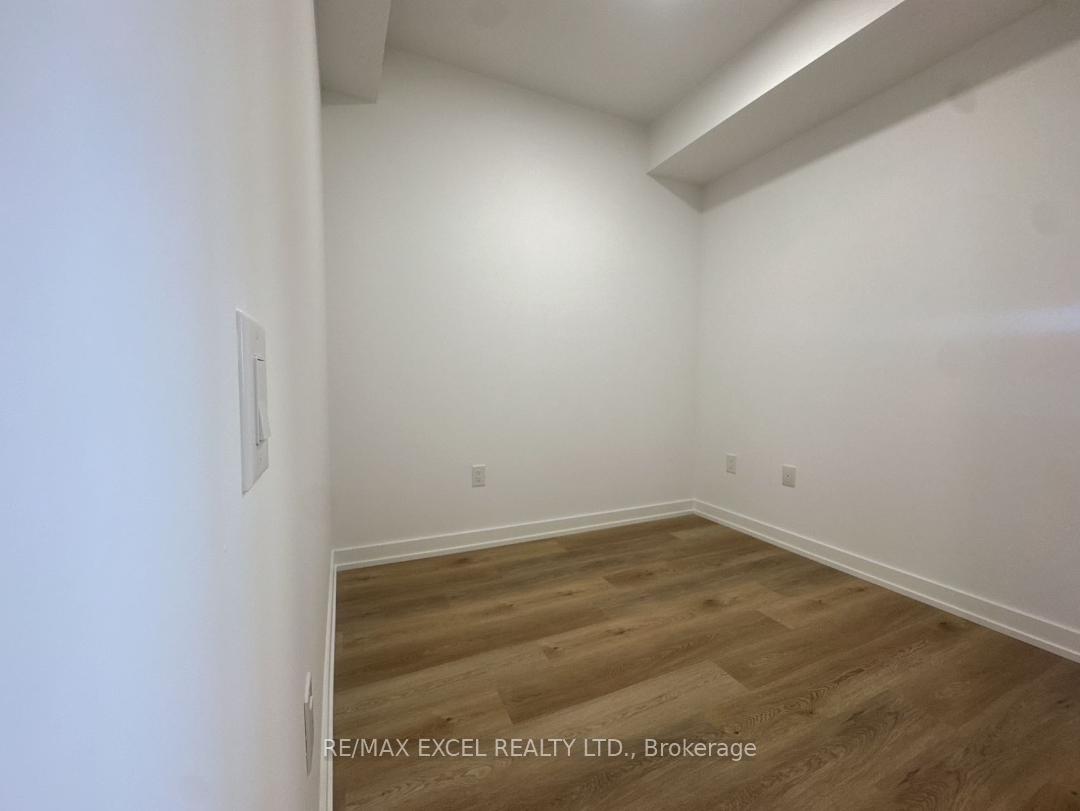 Photo 9 of Unit 902, 395 Square One Drive, Mississauga, City Centre — HOMEH