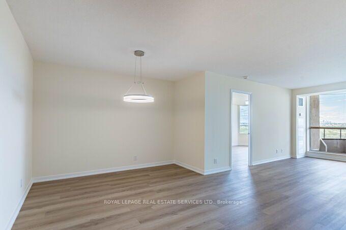 Photo 13 of Unit 2112, 1 Aberfoyle Crescent, Etobicoke, Islington-City Centre West — HOMEH