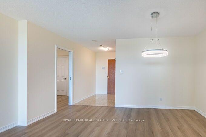Photo 15 of Unit 2112, 1 Aberfoyle Crescent, Etobicoke, Islington-City Centre West — HOMEH