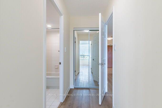 Photo 36 of Unit 2112, 1 Aberfoyle Crescent, Etobicoke, Islington-City Centre West — HOMEH