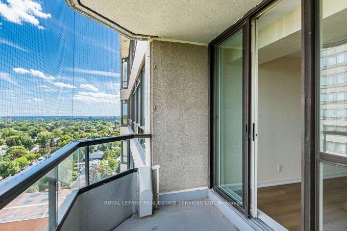 Photo 39 of Unit 2112, 1 Aberfoyle Crescent, Etobicoke, Islington-City Centre West — HOMEH