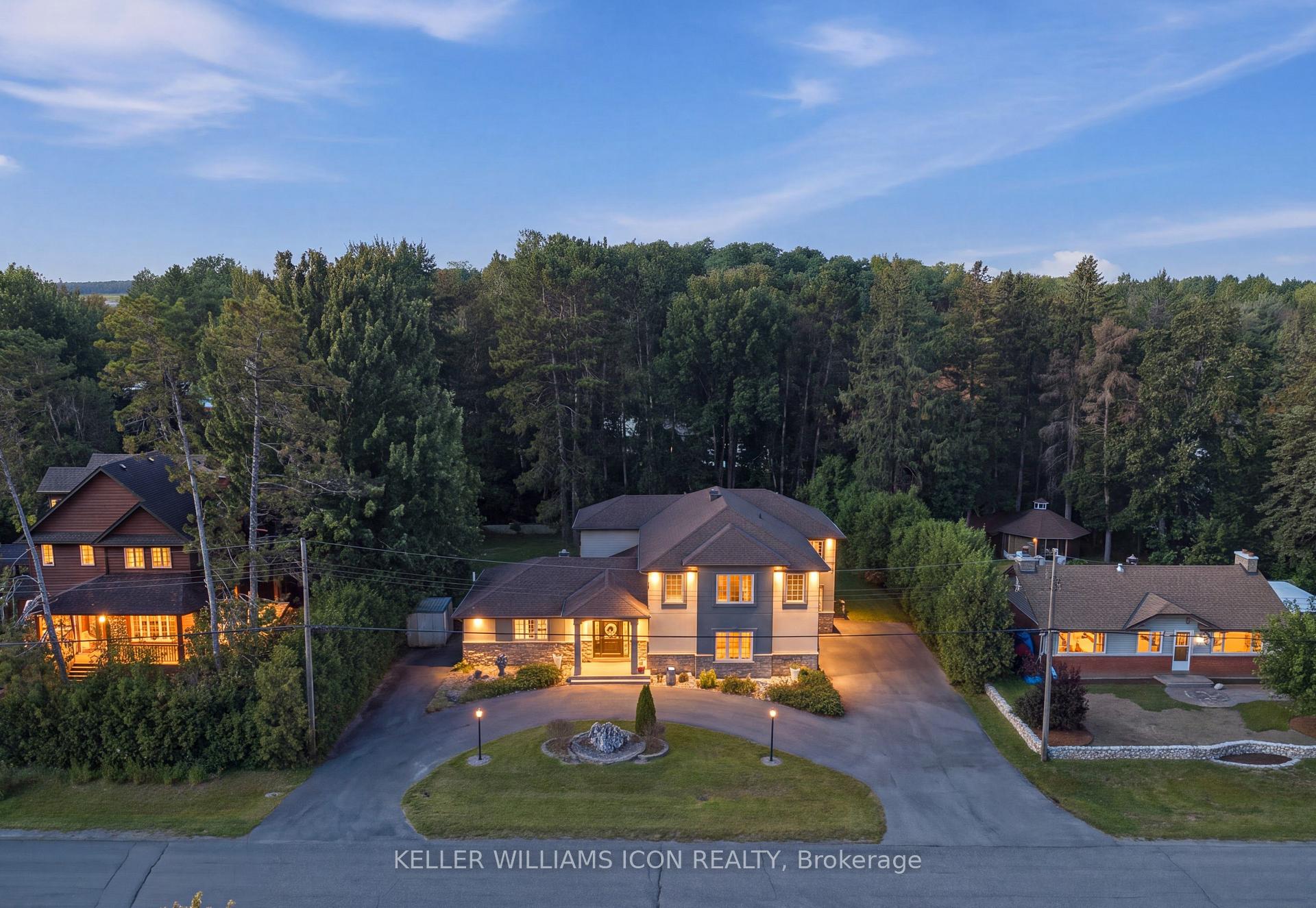 Photo 1 of 12 Bie Street, Ottawa, Merivale Gardens — HOMEH