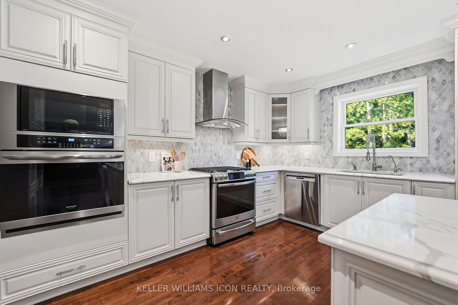 Photo 14 of 12 Bie Street, Ottawa, Merivale Gardens — HOMEH