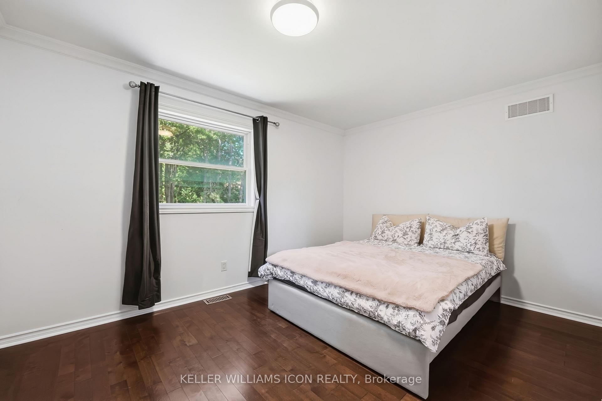 Photo 33 of 12 Bie Street, Ottawa, Merivale Gardens — HOMEH