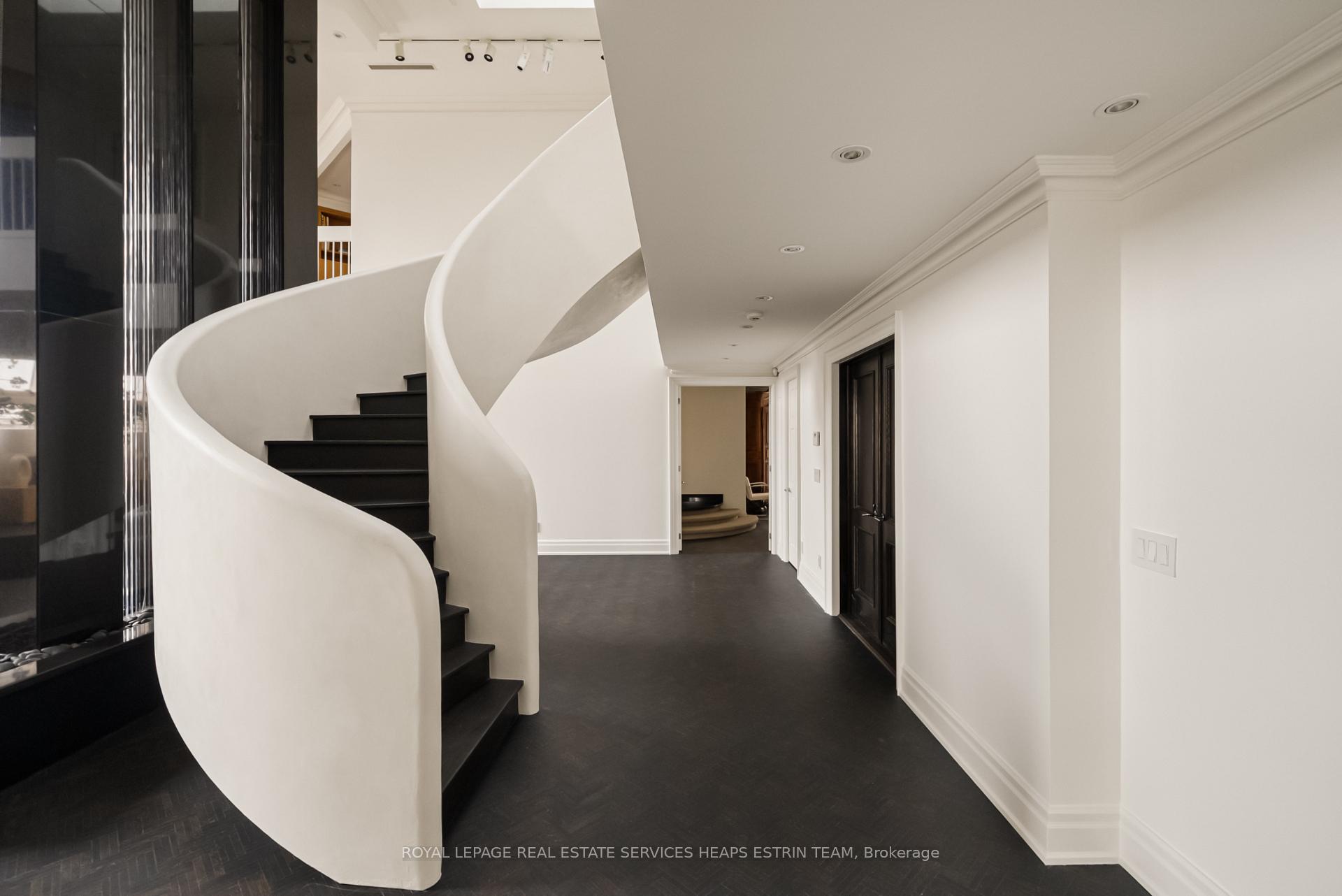 Photo 5 of Unit PH1, 2 Lynwood Avenue, Toronto, Casa Loma — HOMEH