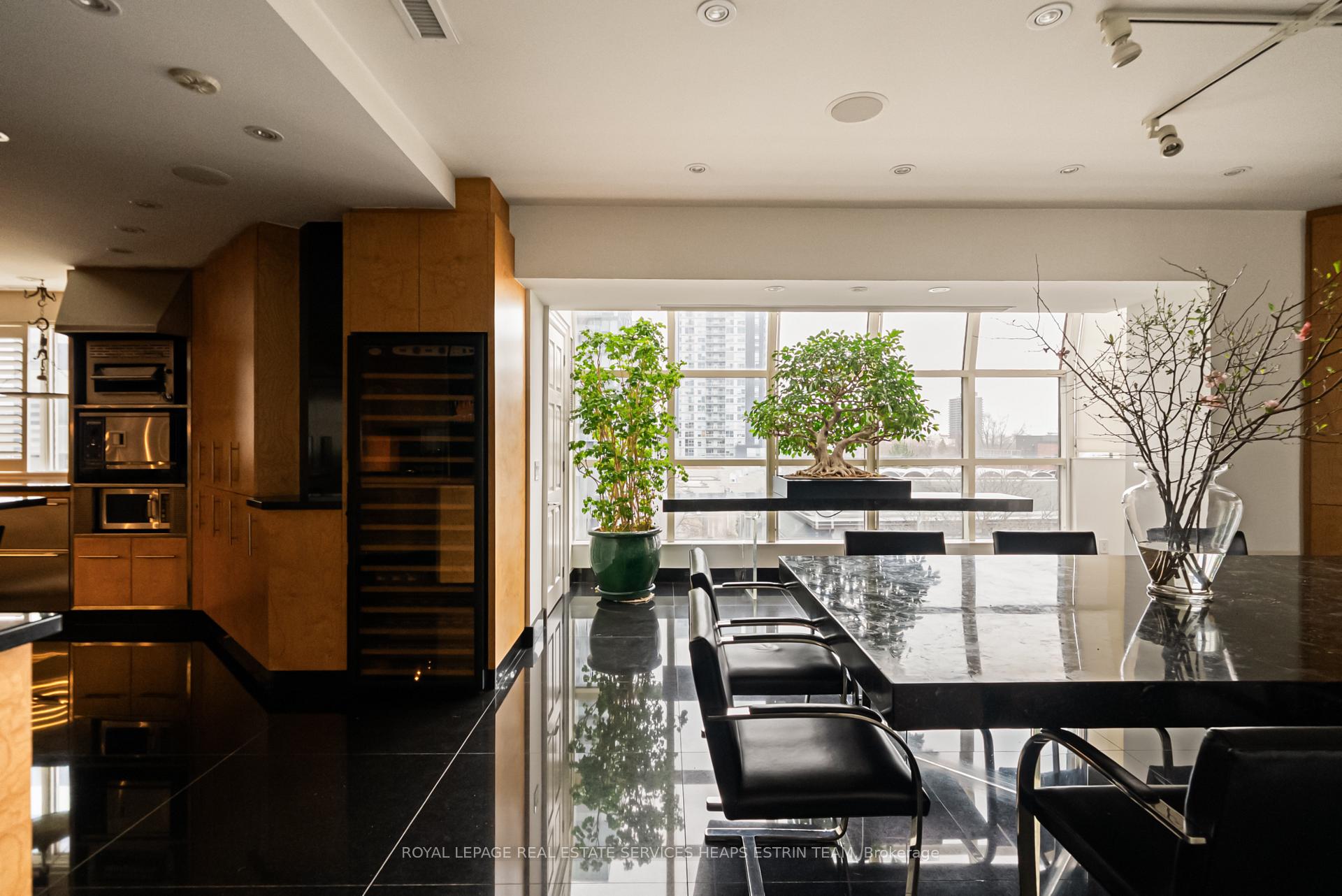 Photo 16 of Unit PH1, 2 Lynwood Avenue, Toronto, Casa Loma — HOMEH