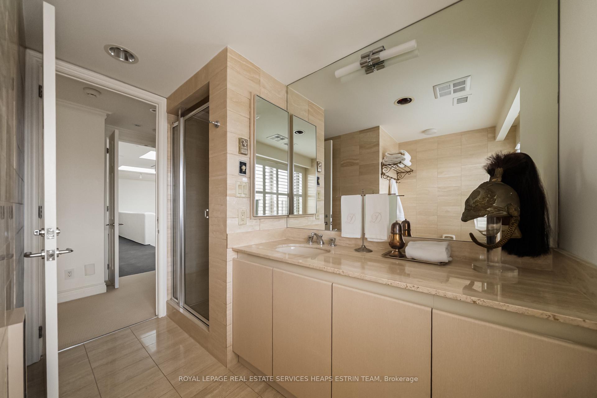 Photo 31 of Unit PH1, 2 Lynwood Avenue, Toronto, Casa Loma — HOMEH