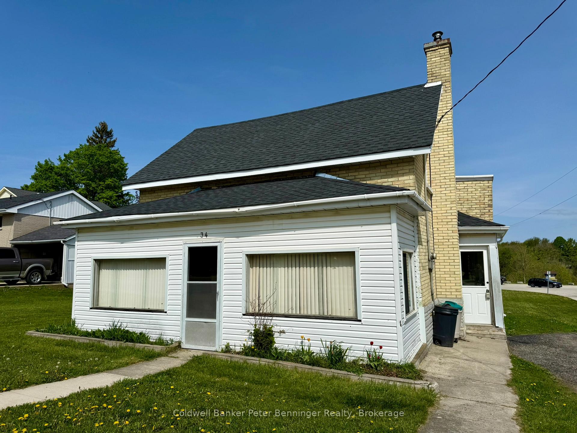 Photo of 34 McGivern Street W