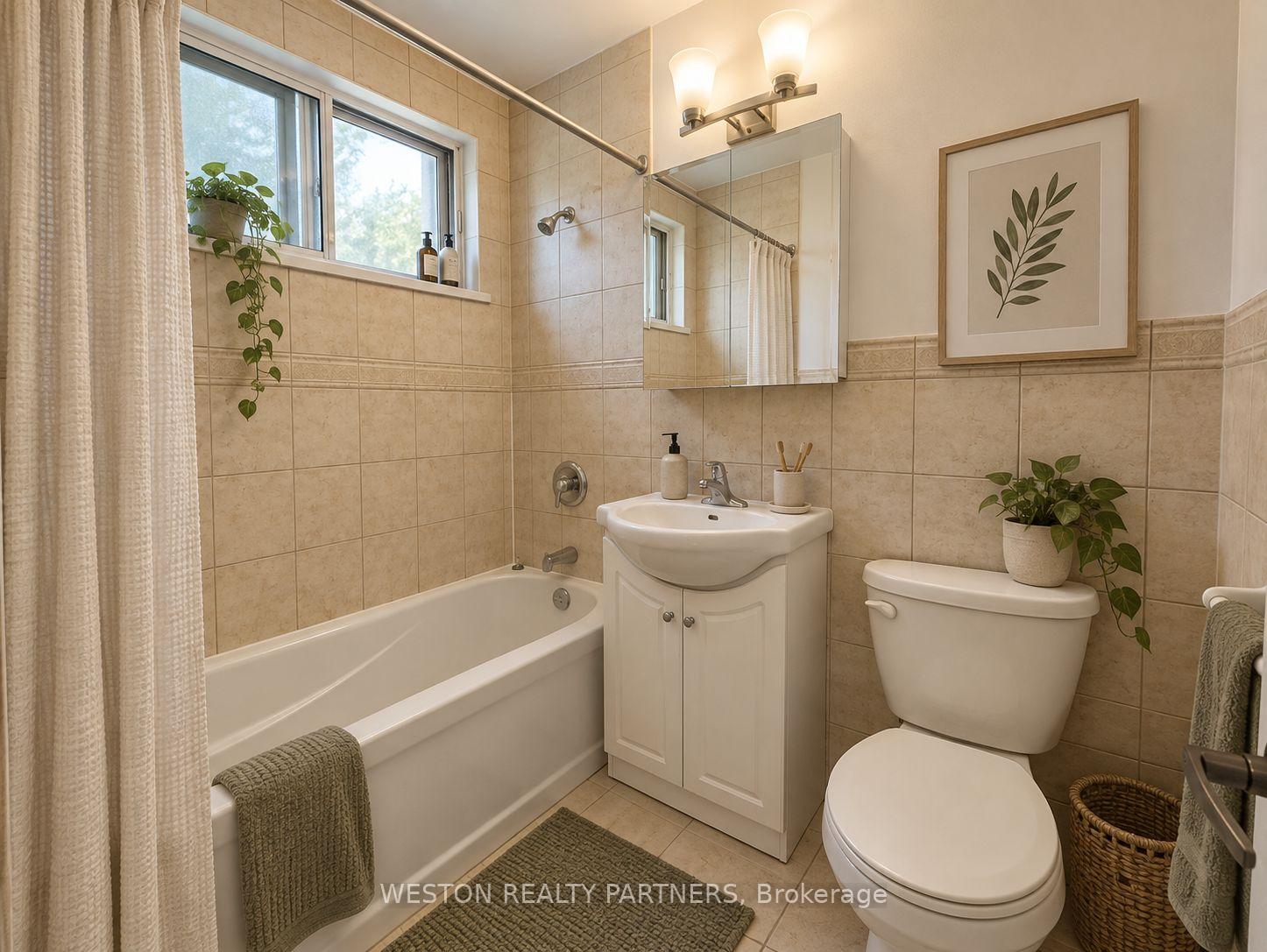 Photo 4 of Unit 605, 88 Wellesley Street E, Toronto, Church-Yonge Corridor — HOMEH