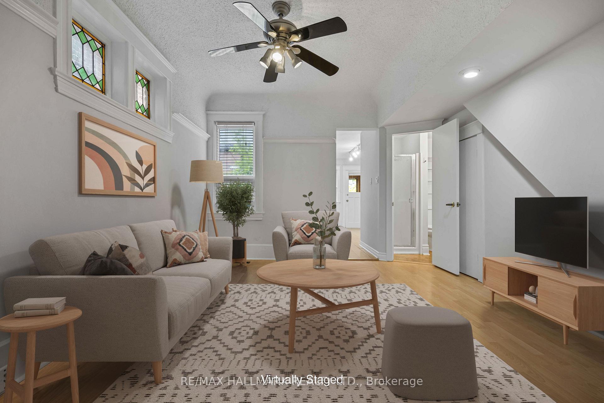 Photo 4 of Unit Main Floor, 806 Logan Avenue, Toronto, North Riverdale — HOMEH